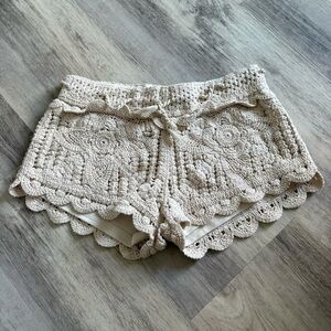 Surf Gypsy Crochet Cream Beach Shorts Small